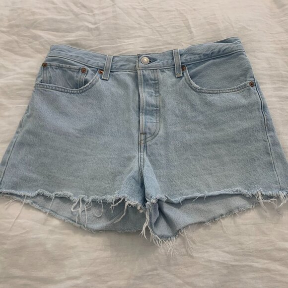 Levi's Wedgie jean cut-off shorts - Picture 1 of 3